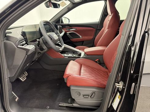Used 2025 Audi SQ5 Prestige image 5