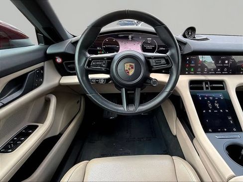 Used 2022 Porsche Taycan RWD image 10