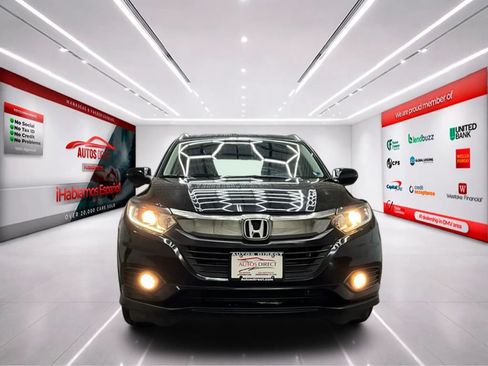 Used 2019 Honda HR-V EX-L image 2