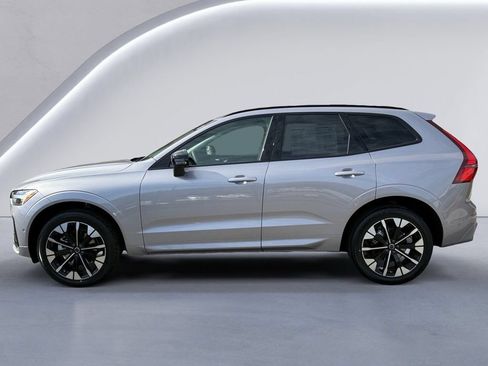 Used 2026 Volvo XC60 B5 Plus w/ Protection Package Premier AWD/4WD image 6
