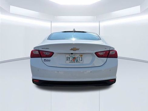 Used 2025 Chevrolet Malibu LT FWD image 8