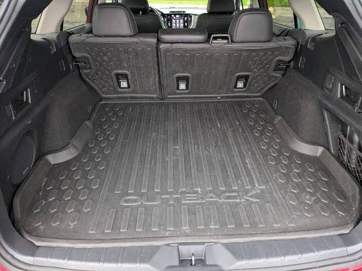 Used 2020 Subaru Outback Limited w/ Popular Package #2 AWD/4WD image 17