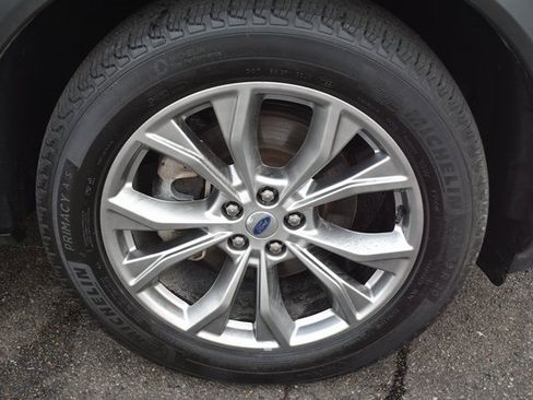 Used 2022 Ford Explorer Limited w/ Equipment Group 301A image 54