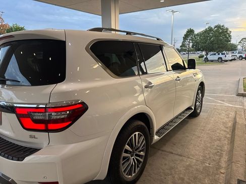 Used 2022 Nissan Armada SL AWD/4WD image 14