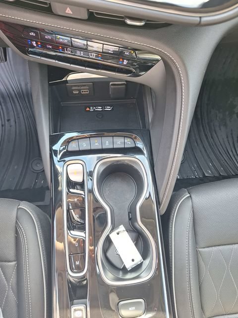 Used 2023 Buick Envision Avenir AWD/4WD image 58