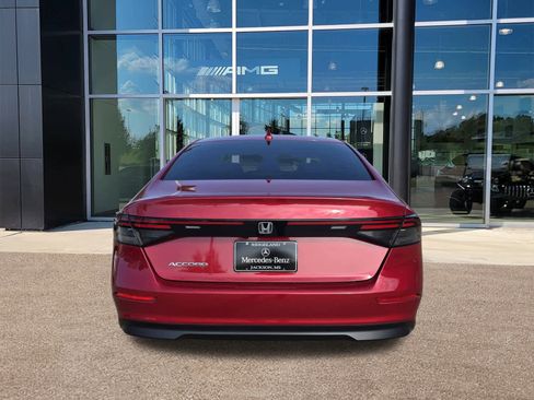 Used 2023 Honda Accord EX image 5