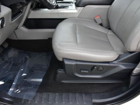 Used 2020 Ford F150 Lariat RWD image 23
