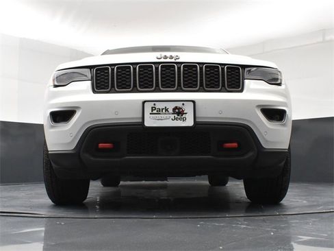 Used 2017 Jeep Grand Cherokee Trailhawk w/ Trailhawk Luxury Group image 20