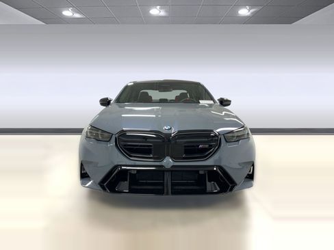 New 2026 BMW M5 w/ Executive Package AWD/4WD image 6