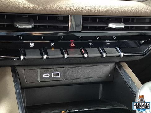 Certified 2023 GMC Canyon Denali AWD/4WD image 21