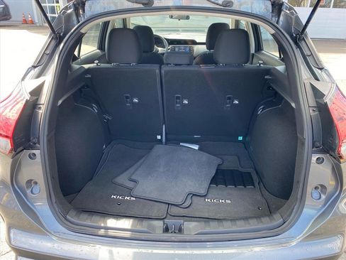 Used 2023 Nissan Kicks SV FWD image 21