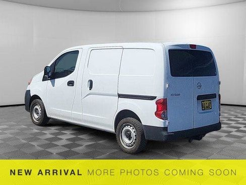 Used 2017 Nissan NV200 S w/ Back Door Glass Package image 3