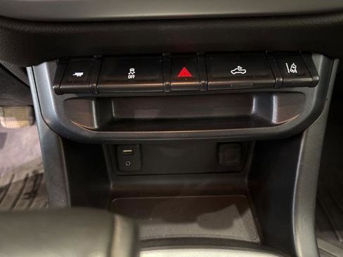 Used 2018 Chevrolet Colorado LT w/ LT Convenience Package AWD/4WD image 23