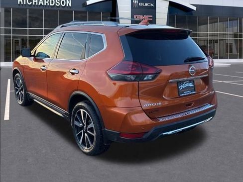 Used 2020 Nissan Rogue SL w/ Premium Package image 3