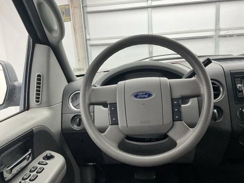Used 2006 Ford F150 XLT image 7