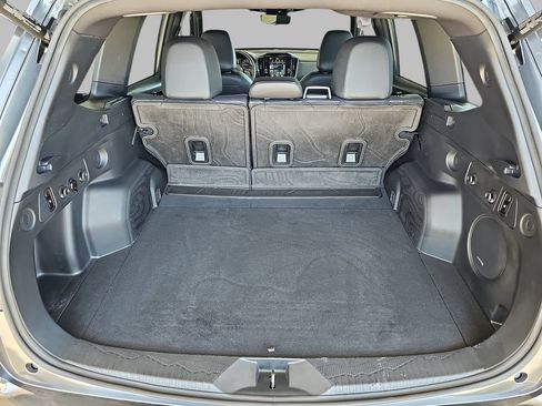 Certified 2025 Subaru Forester Touring AWD/4WD image 15