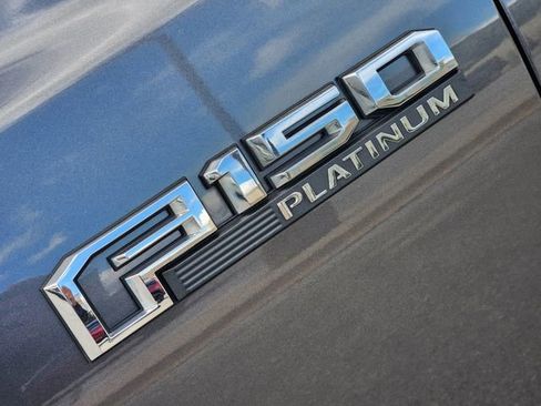 Used 2018 Ford F150 Platinum w/ Equipment Group 701A Luxury image 9