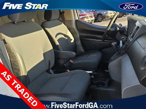 Used 2015 Nissan NV200 SV w/ Technology Package image 16