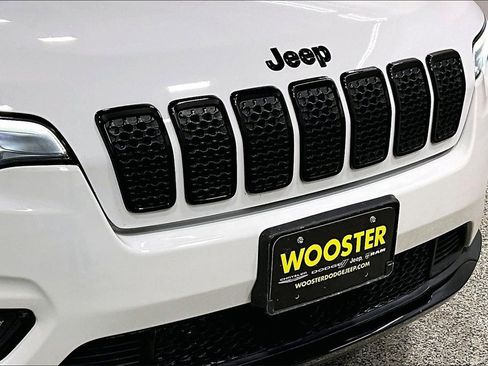 Used 2021 Jeep Cherokee Latitude Plus image 32