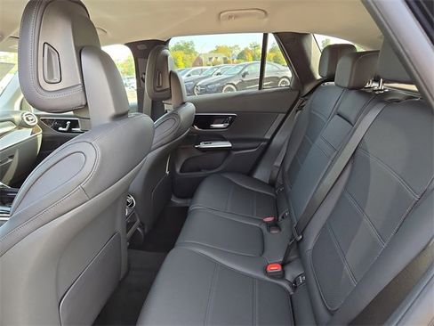 New 2025 Mercedes-Benz GLC 350e 4MATIC image 26