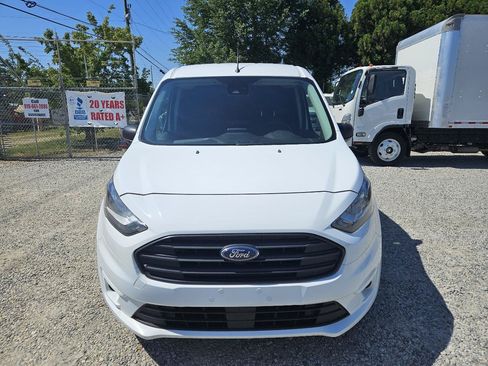 Used 2022 Ford Transit Connect XLT FWD image 8
