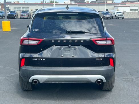 Used 2024 Ford Escape Active AWD/4WD image 5