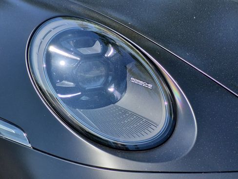 Certified 2022 Porsche 911 GT3 RWD image 23