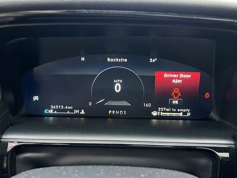 Certified 2023 Lincoln Nautilus Reserve image 26