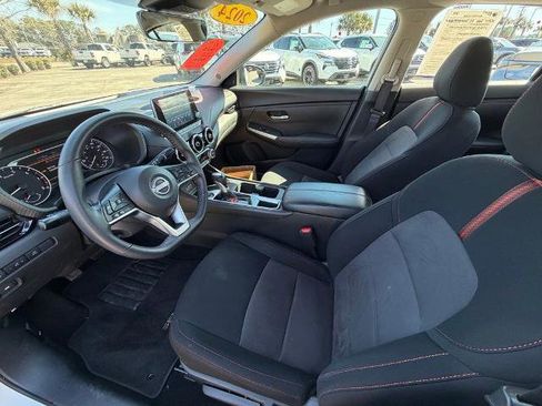 Certified 2024 Nissan Sentra SR FWD image 14
