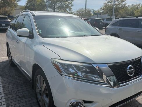Used 2014 Nissan Pathfinder Platinum w/ Platinum Premium Package image 15