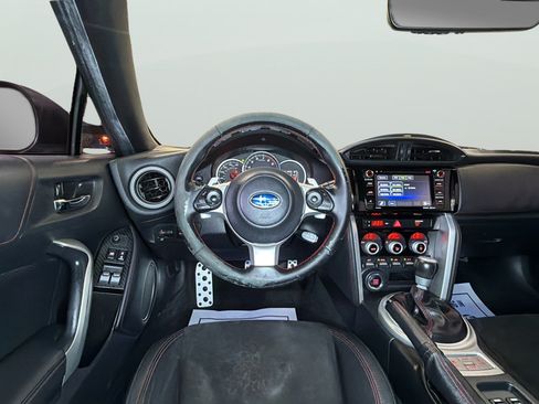 Used 2017 Subaru BRZ Limited w/ Popular Package #2 RWD image 16