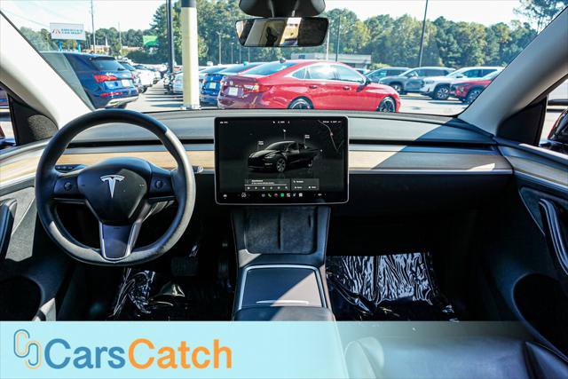 Used 2025 Tesla Model Y Long Range RWD image 36