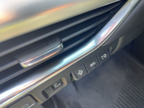 Used 2023 Cadillac XT4 Premium Luxury w/ LPO, ONYX Package AWD/4WD image 22