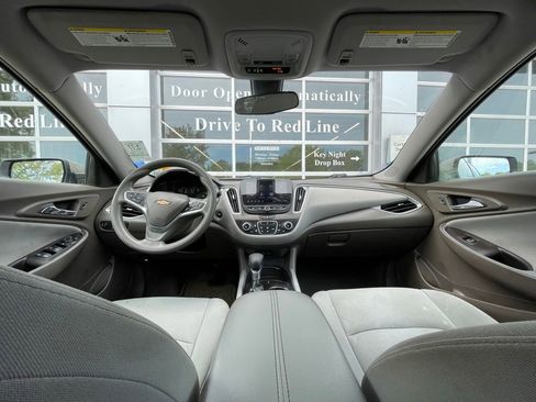 Used 2022 Chevrolet Malibu LT FWD image 28