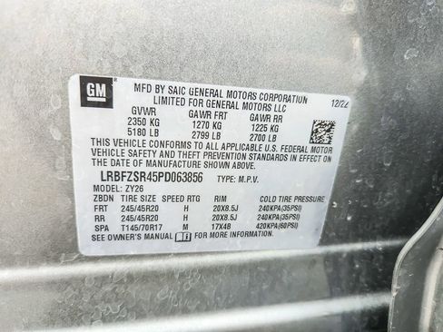 Certified 2023 Buick Envision Avenir image 25