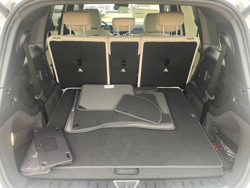 New 2026 Mercedes-Benz GLB 250 image 28