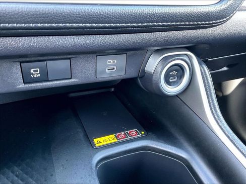 Used 2025 Toyota Grand Highlander AWD Hybrid image 28
