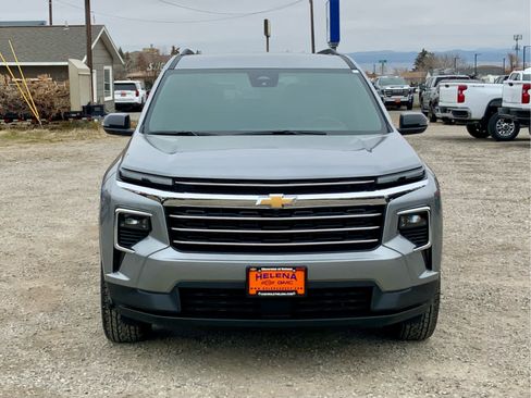 New 2026 Chevrolet Traverse LT w/ LPO, Floor Liner Package image 8