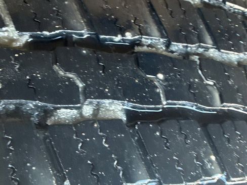 Used 2020 GMC Sierra 1500 SLT w/ SLT Premium Package image 11