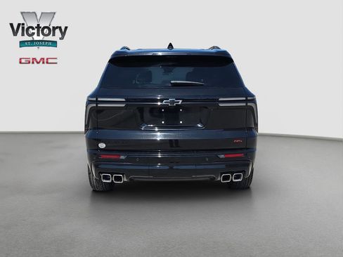 Used 2024 Chevrolet Traverse RS w/ LPO, Floor Liner Package FWD image 16