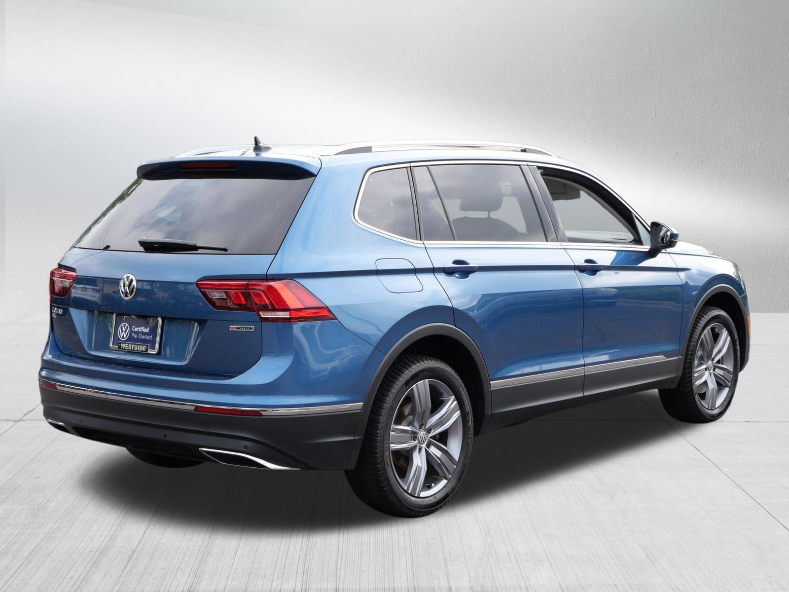 Used 2020 Volkswagen Tiguan SEL AWD/4WD image 6