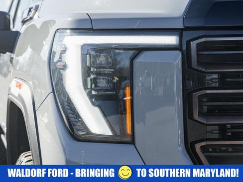 Used 2024 GMC Sierra 2500 AT4X w/ AT4X AEV Edition image 16