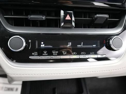 Used 2026 Toyota Corolla Cross L FWD image 11