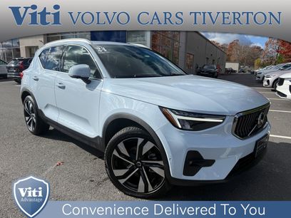Used 2024 Volvo XC40 B5 Plus w/ Protection Package Premier