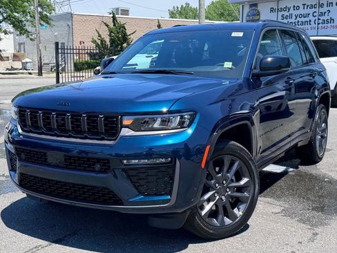 New 2026 Jeep Grand Cherokee Limited AWD/4WD image 3