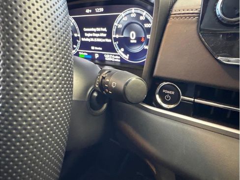 Used 2023 Mitsubishi Outlander SEL image 32