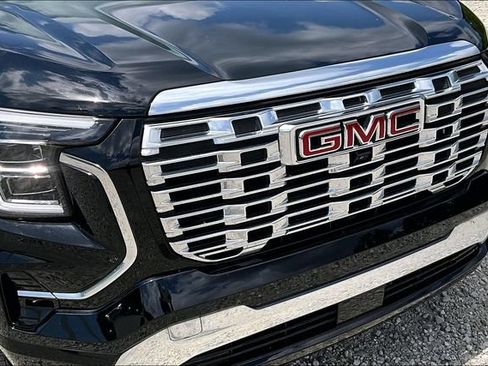 Used 2026 GMC Terrain Denali AWD/4WD image 30