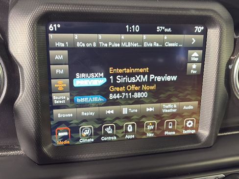 Used 2022 Jeep Wrangler Unlimited Sahara image 27