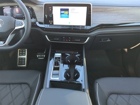 New 2026 Volkswagen Atlas SEL Premium R-Line image 27