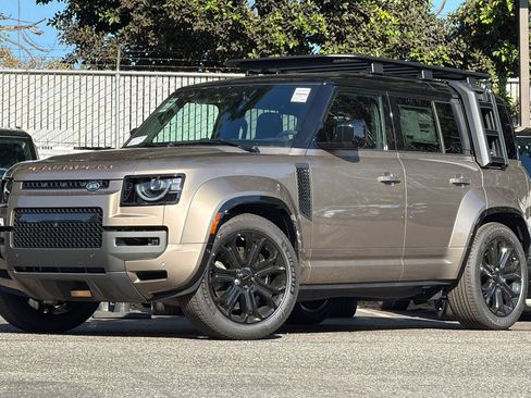 New 2026 Land Rover Defender 110 OCTA AWD/4WD image 1